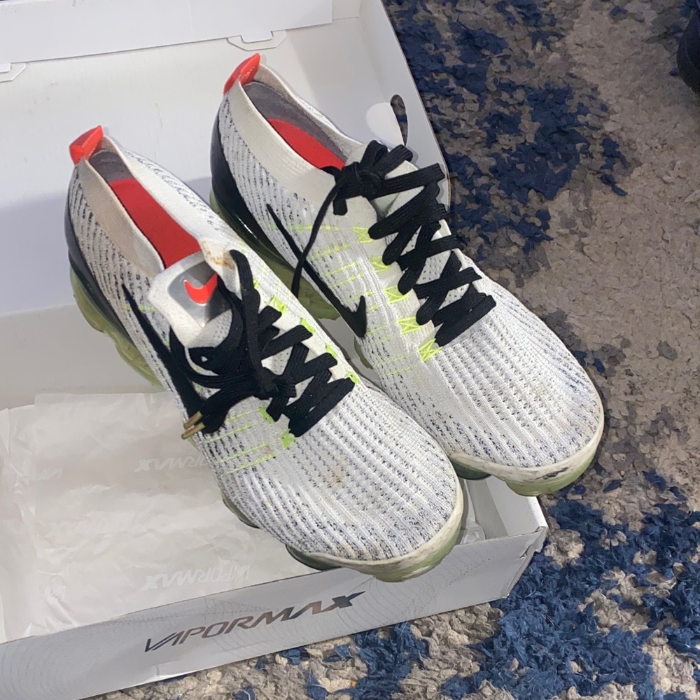 Nike White and Black Vapormax with Red Accents